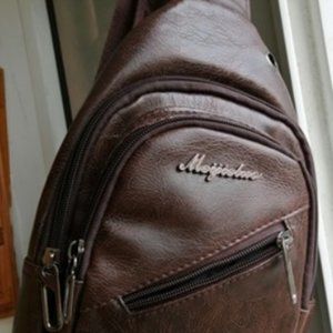 Men's shoulder bag leisure chest Bag Messenger Bag
